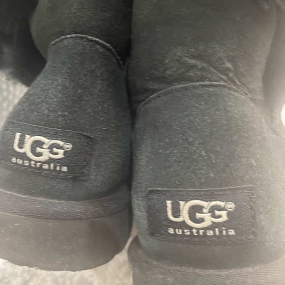 UGG Bailey Button II - Picture 4 of 6